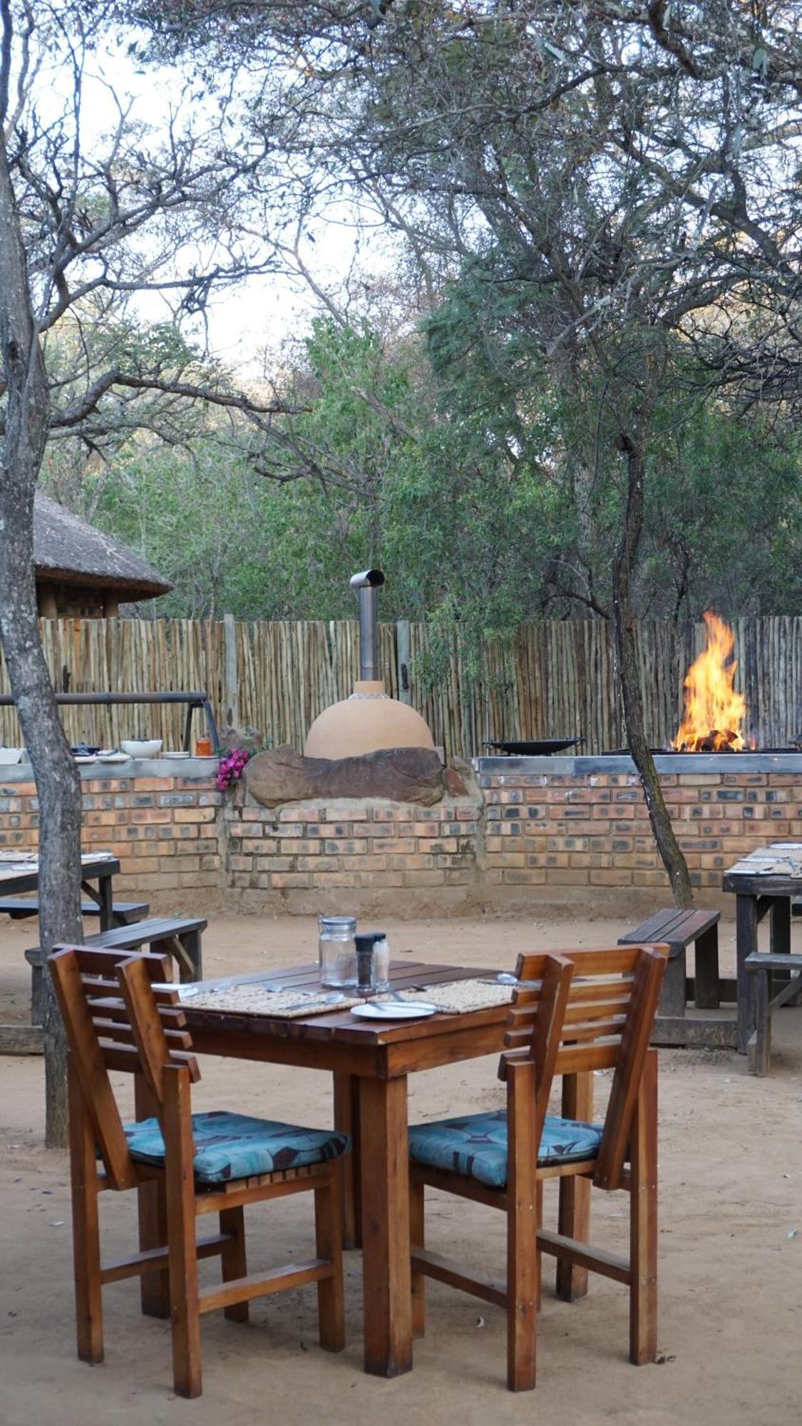 Honeyguide Ranger Camp Hotel Golders Green Buitenkant foto